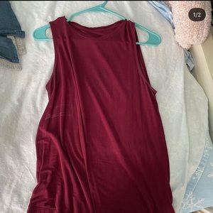 maroon tank top